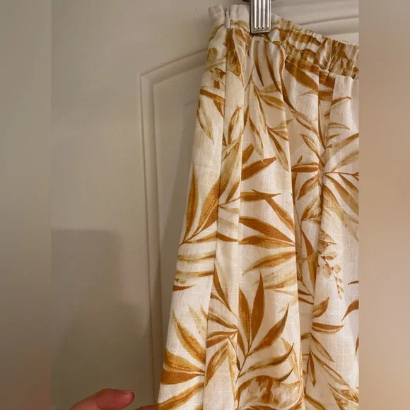 Lost & Wander Linen Blend Midi Skirt Tropical Print - Picture 4 of 12